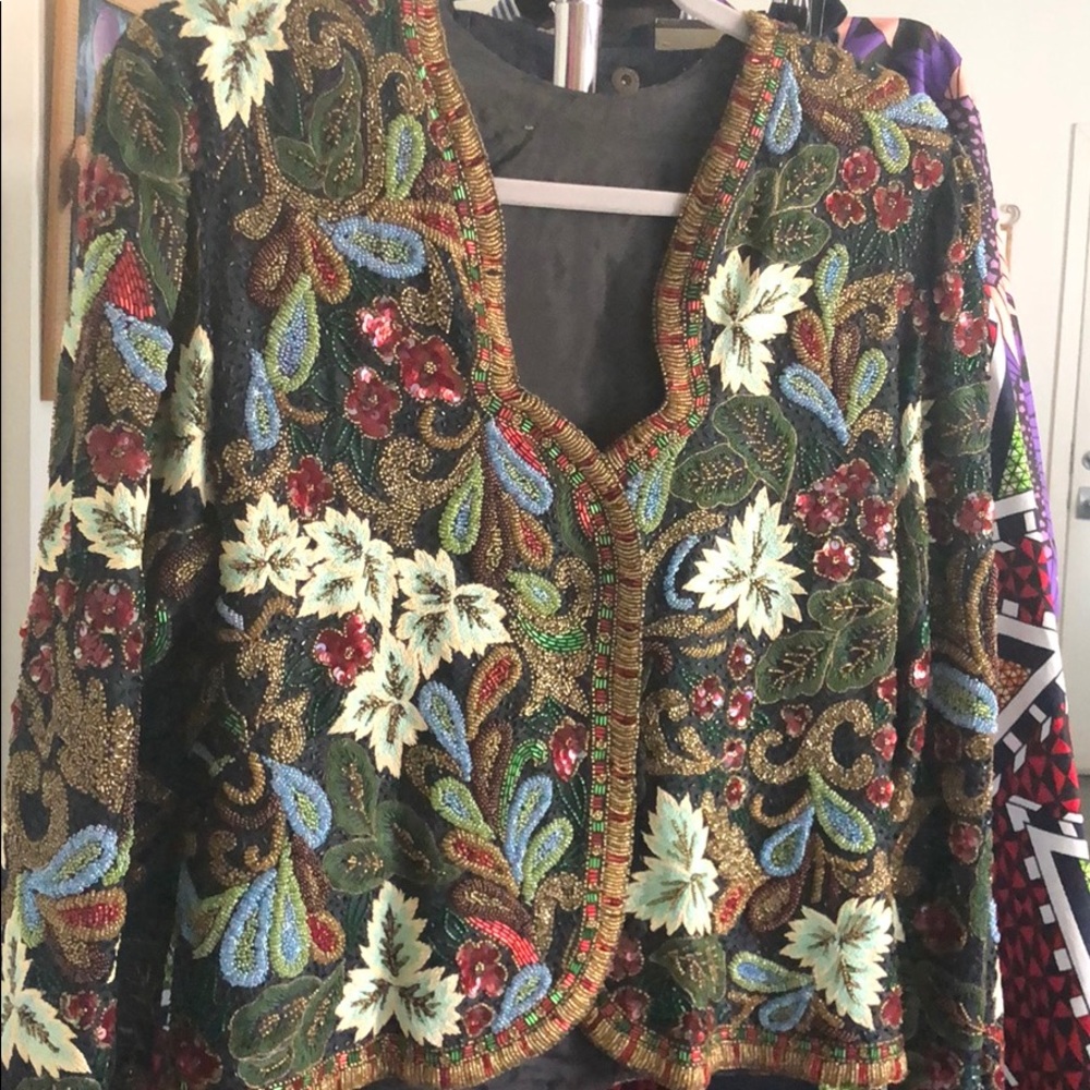 STUNNING VINTAGE CROP SEQUENCE JACKET✨